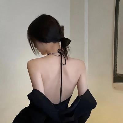 携带狗的猫